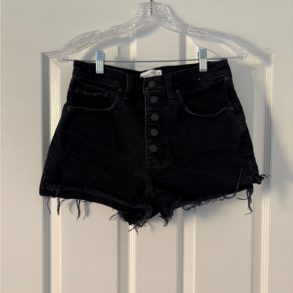 Abercrombie & Fitch High-Rise Black Denim Women's Shorts with Raw Hem